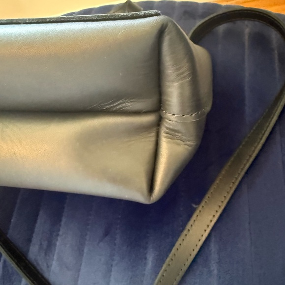 Black Leather Crossbody Tote by Portland Leather - Picture 5 of 9